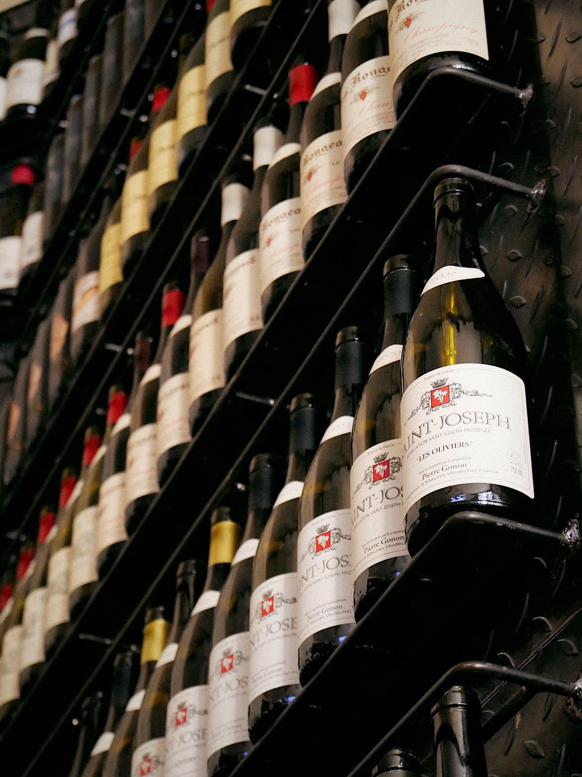 Les bouteilles de la cave CRU